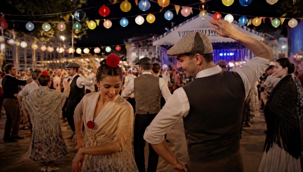 Qué hacer en La Latina: 7 Planes Imprescindibles entre Fiestas de Agosto, Tapas, Historia y Secretos Castizos